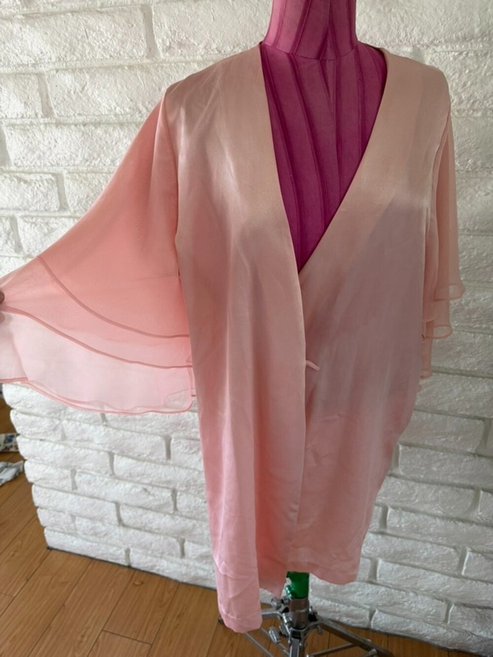 Valentino Pale Pink Satin Robe A-11